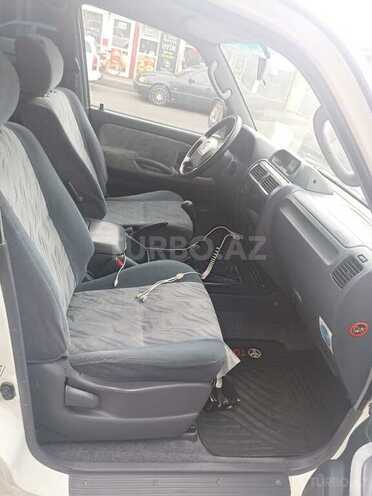 Toyota Prado 2002, 270,000 km - 3.0 l - Bakı
