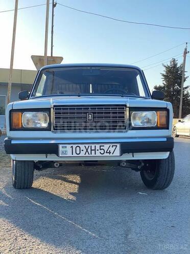 LADA (VAZ) 2107 2005, 183,000 km - 1.6 l - Salyan