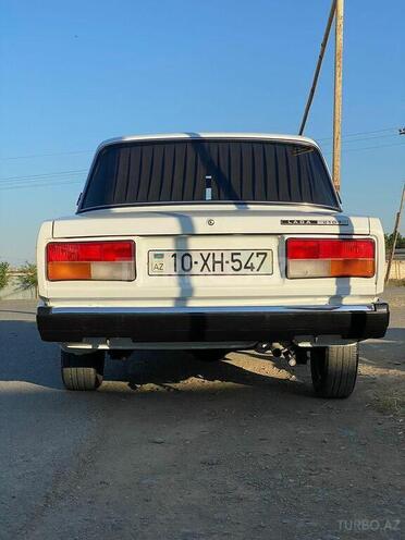 LADA (VAZ) 2107 2005, 183,000 km - 1.6 l - Salyan