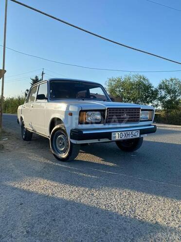 LADA (VAZ) 2107 2005, 183,000 km - 1.6 l - Salyan