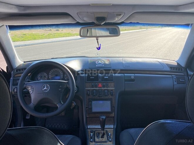 Mercedes E 220 2000, 690,000 km - 2.2 l - Bakı