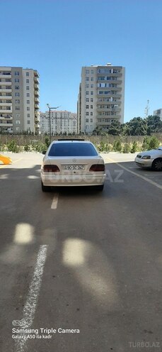 Mercedes E 270 2000, 598,000 km - 2.7 л - Bakı