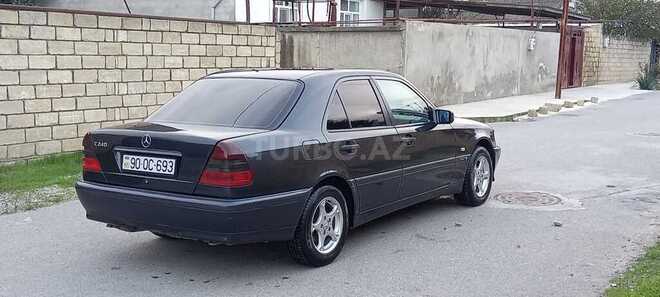 Mercedes C 240 1998, 260,000 km - 2.4 л - Xaçmaz