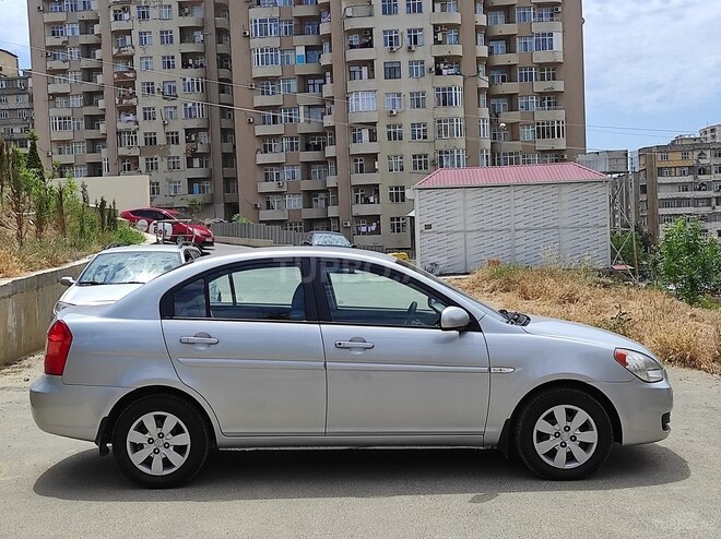 Hyundai Accent 2010, 220,000 km - 1.4 l - Bakı