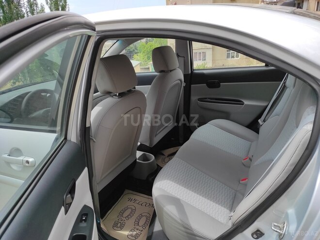 Hyundai Accent 2010, 220,000 km - 1.4 l - Bakı