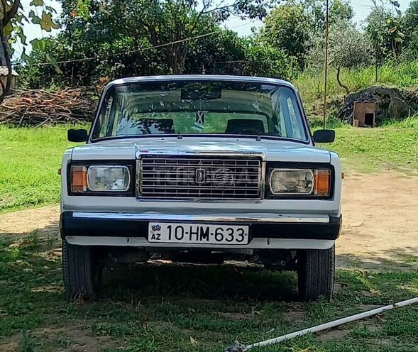LADA (VAZ) 2105 1982, 255,500 km - 1.6 l - Astara