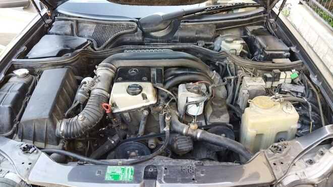 Mercedes E 220 1998, 400,000 km - 2.2 л - Qusar