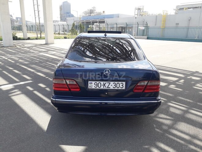 Mercedes E 240 2000, 258,184 km - 2.4 l - Sumqayıt