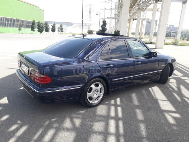 Mercedes E 240 2000, 258,184 km - 2.4 l - Sumqayıt