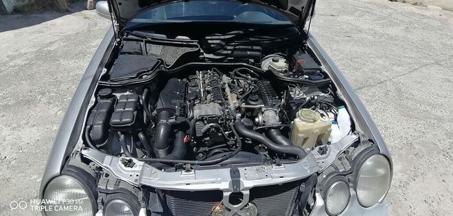 Mercedes E 220 2000, 450,000 km - 2.2 l - Bakı