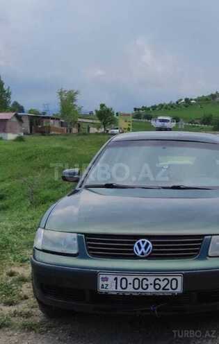 Volkswagen Passat 1997, 353,244 km - 1.8 l - Gəncə