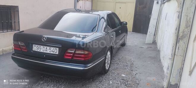 Mercedes E 220 2000, 292,000 km - 2.2 l - Gəncə