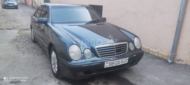 Mercedes E 220 2000, 292,000 km - 2.2 l - Gəncə