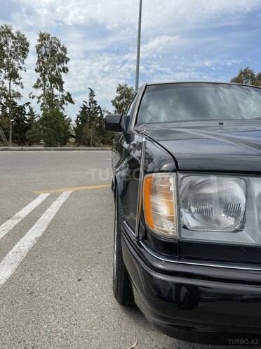 Mercedes E 220 1994, 340,000 km - 2.2 l - Bakı