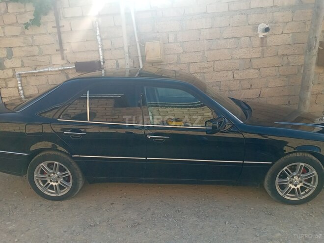 Mercedes C 230 1996, 383,000 km - 2.3 l - Bakı