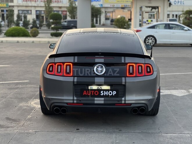Ford Mustang 2012, 150,000 km - 3.7 l - Bakı