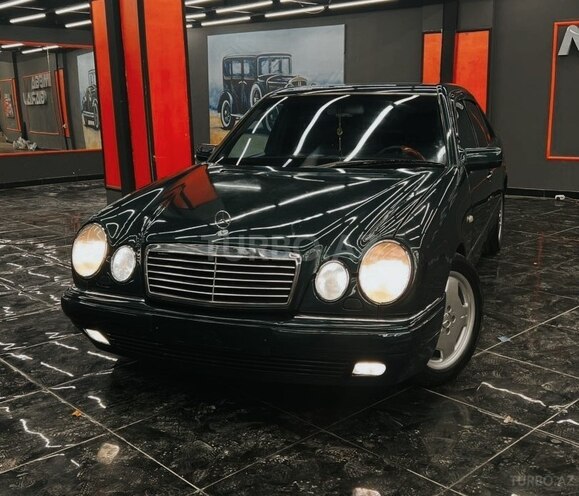 Mercedes E 320 1997, 456,000 km - 3.2 l - Bakı