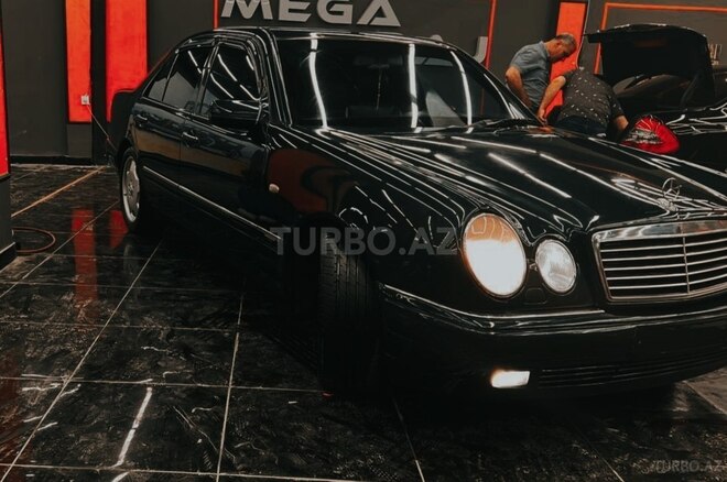 Mercedes E 320 1997, 456,000 km - 3.2 l - Bakı