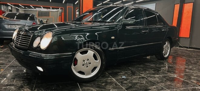Mercedes E 320 1997, 456,000 km - 3.2 l - Bakı