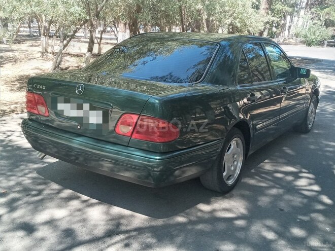 Mercedes E 240 1998, 205,000 km - 2.4 l - Bakı