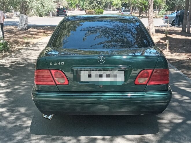 Mercedes E 240 1998, 205,000 km - 2.4 l - Bakı