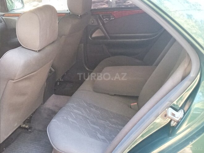 Mercedes E 240 1998, 205,000 km - 2.4 l - Bakı