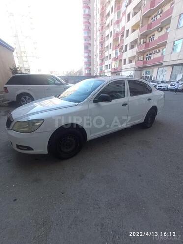Skoda Octavia 2012, 210,000 km - 1.4 л - Bakı