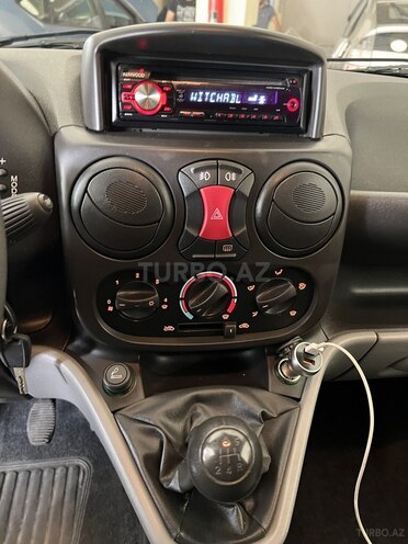 Fiat Doblo 2009, 90,000 km - 1.3 l - Bakı