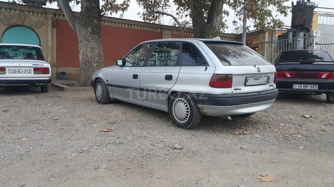 Opel Astra 1992, 447,700 km - 1.4 л - Bakı