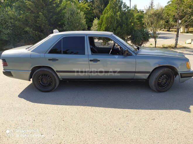 Mercedes E 200 1989, 394,084 km - 2.0 l - Sumqayıt