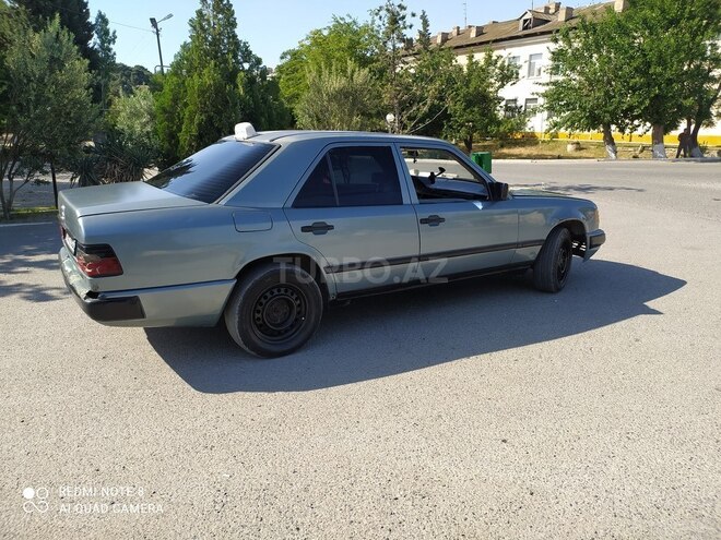 Mercedes E 200 1989, 394,084 km - 2.0 l - Sumqayıt