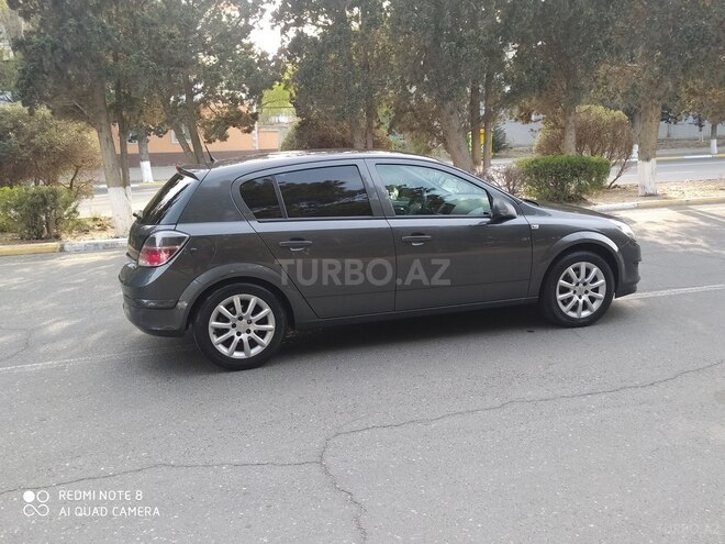 Opel Astra 2010, 190,000 km - 1.3 l - Bakı