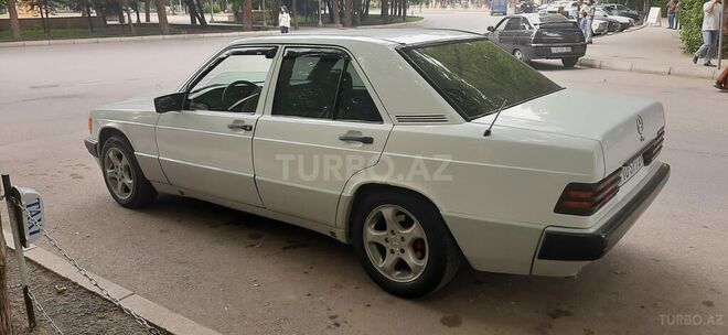 Mercedes 190 1990, 236,000 km - 2.0 l - Mingəçevir