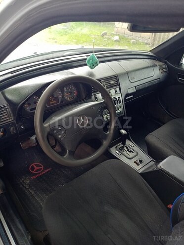 Mercedes C 200 1997, 498,438 km - 2.0 л - Qəbələ