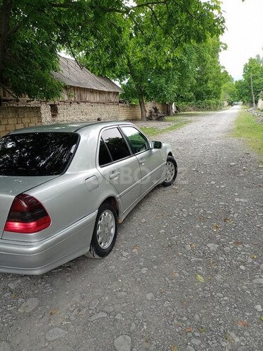 Mercedes C 200 1997, 498,438 km - 2.0 л - Qəbələ