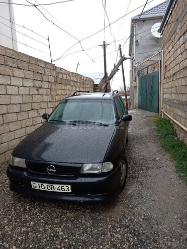 Opel Astra 1997, 220,000 km - 1.8 l - Sumqayıt