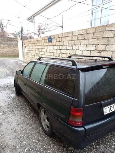 Opel Astra 1997, 220,000 km - 1.8 l - Sumqayıt