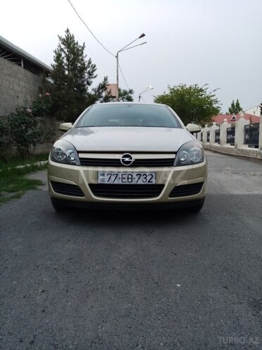Opel Astra 2004, 136,500 km - 1.4 l - Yevlax