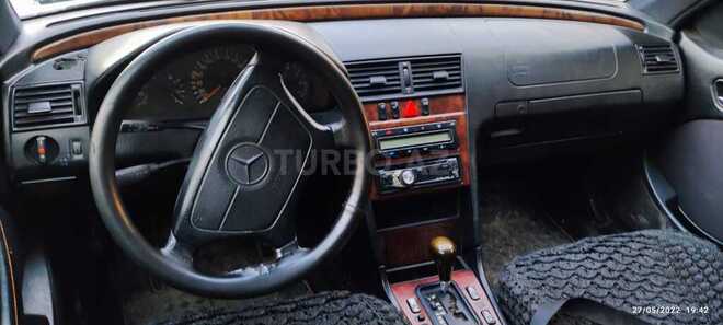 Mercedes C 240 1997, 333,000 km - 2.4 l - Bakı