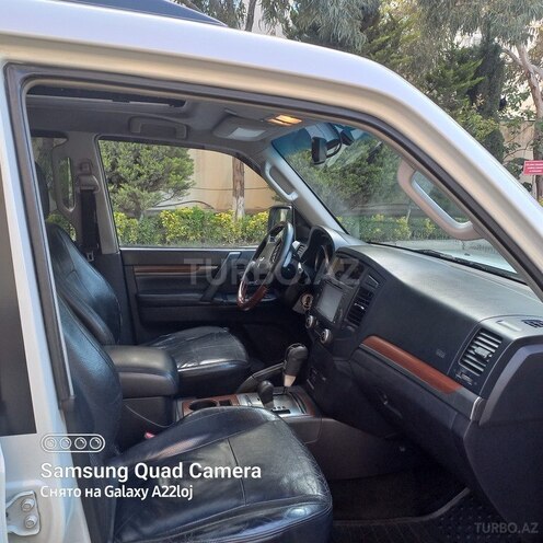 Mitsubishi Pajero 2007, 305,000 km - 3.0 l - Bakı