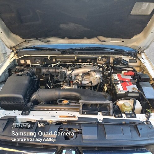 Mitsubishi Pajero 2007, 305,000 km - 3.0 l - Bakı