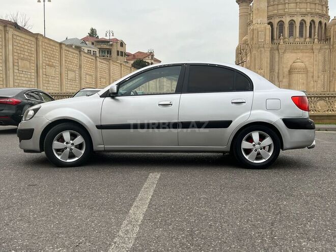 Kia Rio 2008, 270,000 km - 1.4 l - Bakı