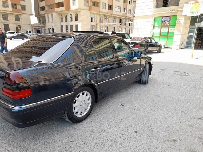 Mercedes C 240 2000, 395,000 km - 2.4 l - Bakı