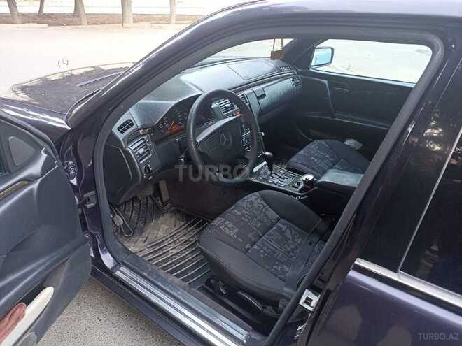 Mercedes E 240 1998, 33,000 km - 2.4 l - Bakı