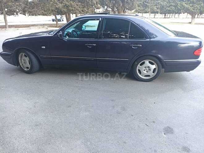 Mercedes E 240 1998, 33,000 km - 2.4 l - Bakı