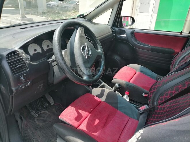 Opel Zafira 2000, 600,400 km - 2.0 л - Bakı
