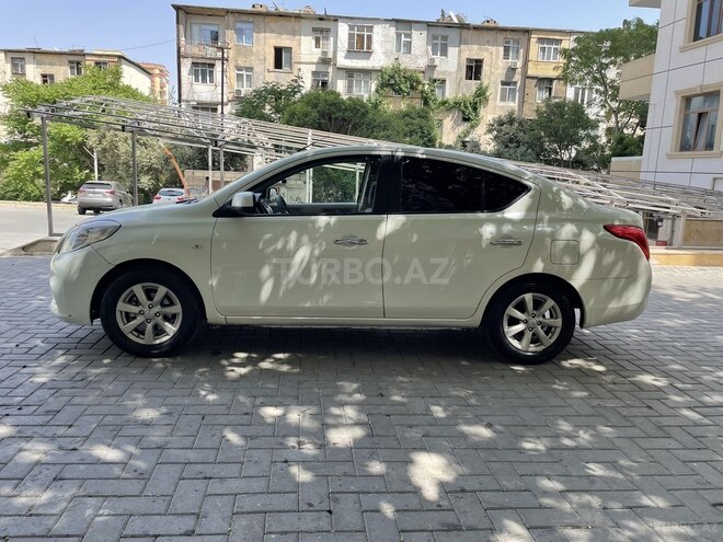 Nissan Sunny 2013, 196,000 km - 1.5 l - Bakı