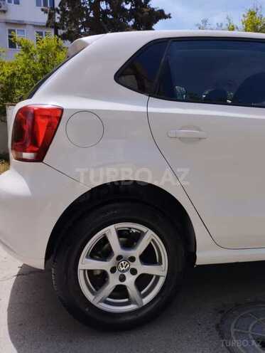 Volkswagen Polo 2009, 118,000 km - 1.4 л - Bakı