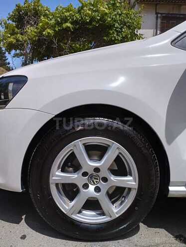 Volkswagen Polo 2009, 118,000 km - 1.4 л - Bakı
