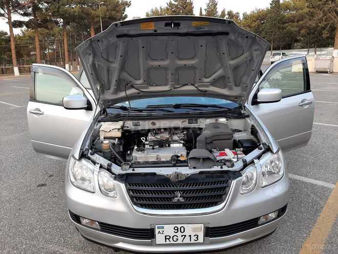 Mitsubishi Airtrek 2002, 204,657 km - 2.0 l - Sumqayıt